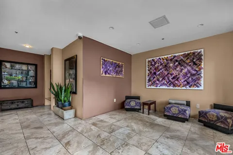 $898,000 | 10664 Wilkins Avenue, Unit 202, Los Angeles, CA 90024