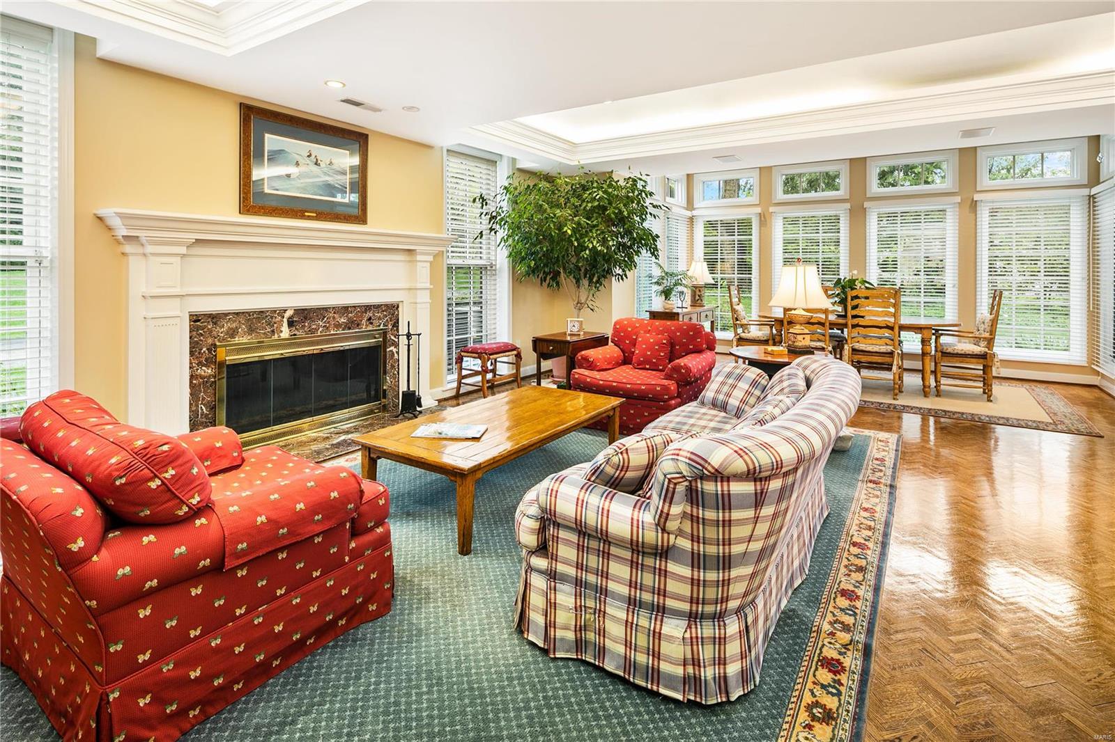 21 Upper Ladue Road St. Louis, MO 63124 - Photo 34 of 39