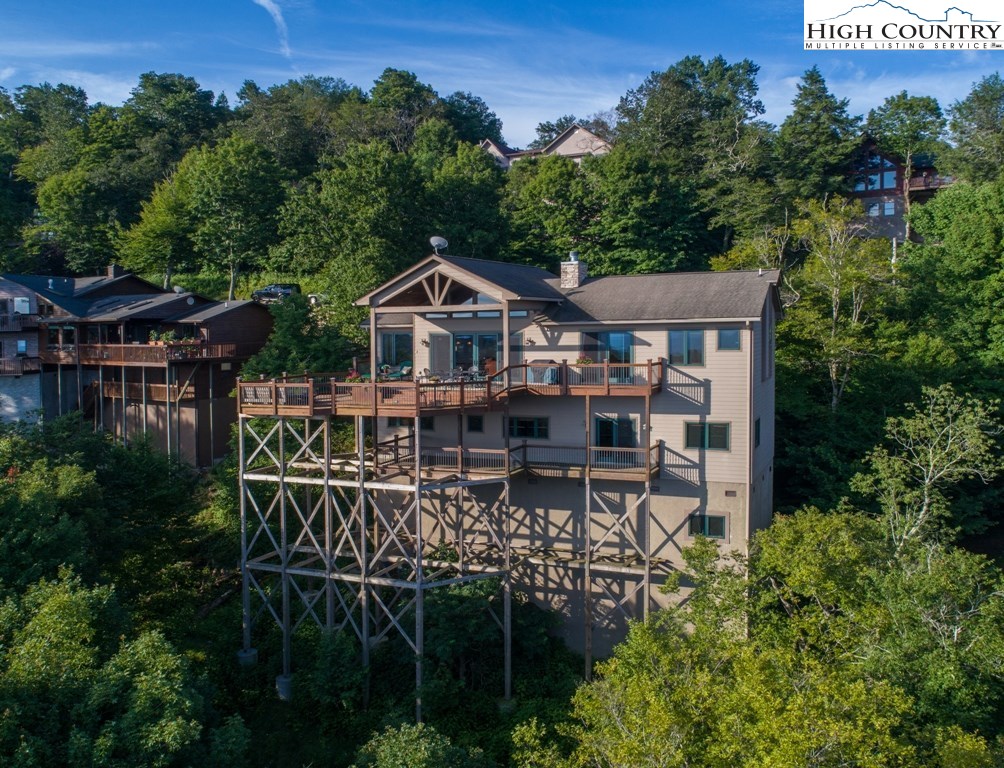 136 Hawthorne Road Beech Mountain, NC 28604 - Photo 29 of 32