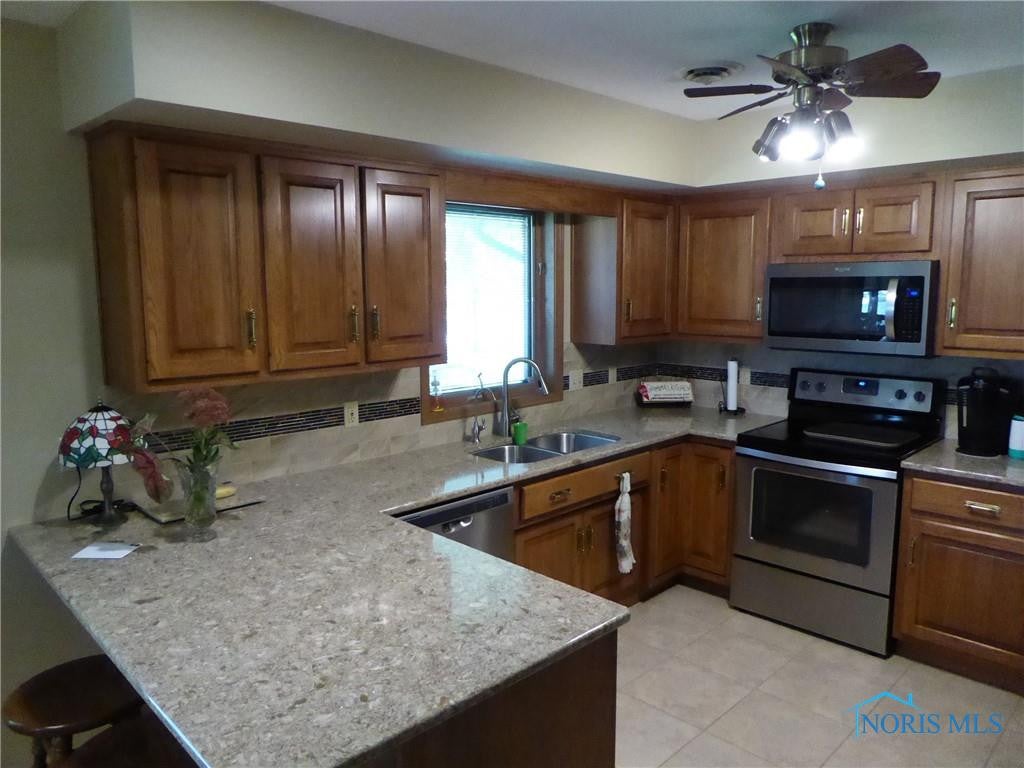 408 West Lutz Road Archbold, OH 43502 - Photo 14 of 25 Gallery Image 14