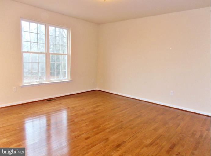 9456 Gera Road King George, VA 22485 - Photo 11 of 30 Family Room