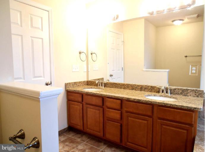 9456 Gera Road King George, VA 22485 - Photo 17 of 30 Bath (Master)