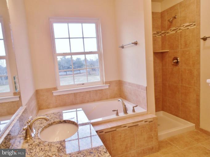 9456 Gera Road King George, VA 22485 - Photo 18 of 30 Bath (Master)