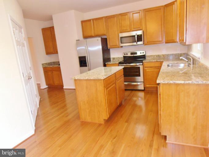 9456 Gera Road King George, VA 22485 - Photo 3 of 30 Kitchen