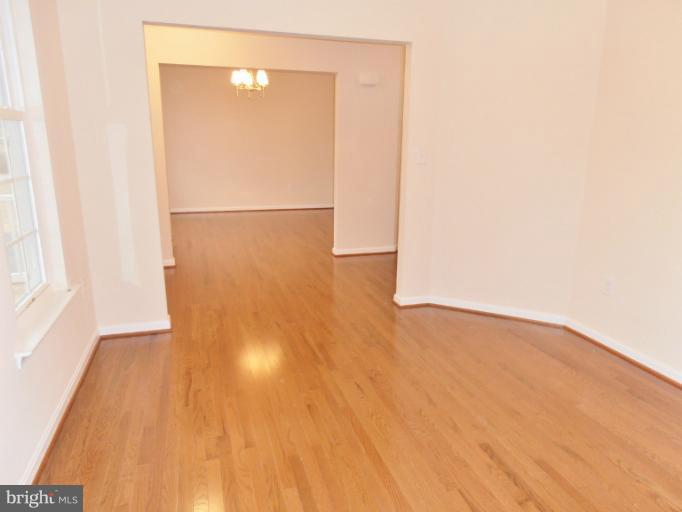9456 Gera Road King George, VA 22485 - Photo 9 of 30 Living Room