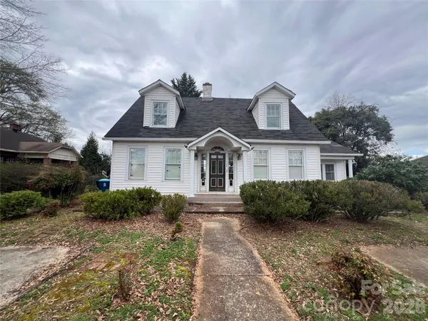 $199,900 | 144 South Broadway Street, Forest City, NC 28043