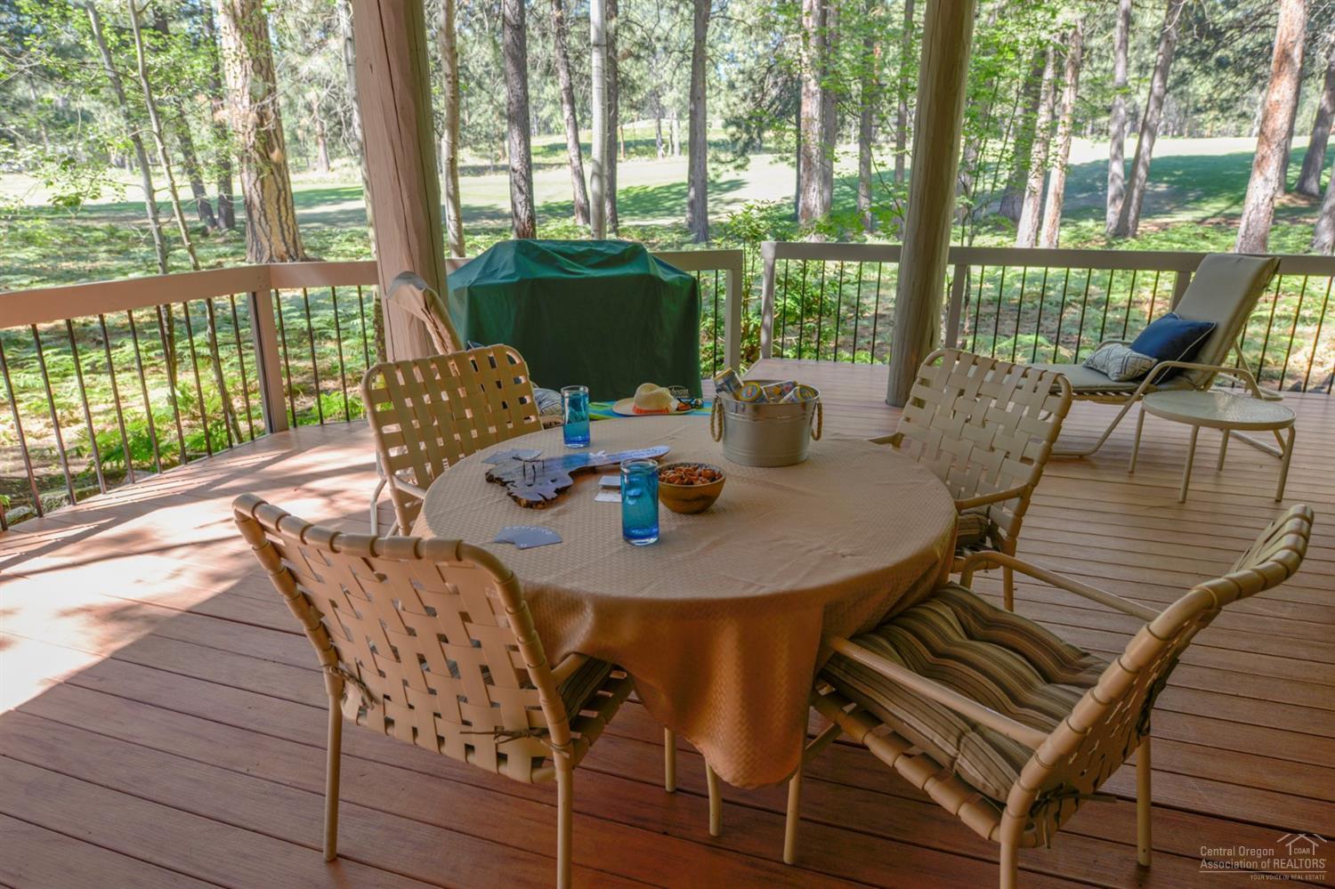 70283 Forsythia Black Butte Ranch, OR 97759 - Photo 5 of 24 Additional Photo