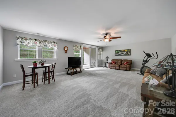 $749,900 | 16408 Cozy Cove Road, Charlotte, NC 28278