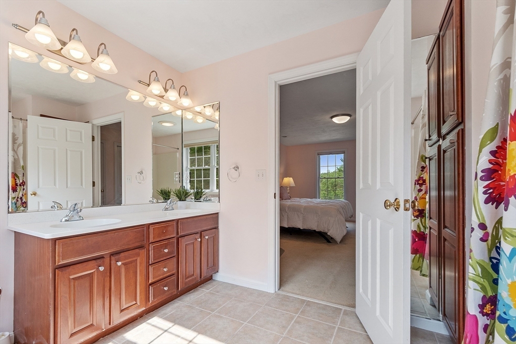 31 Fort Pond Hill Road Littleton, MA 01460 - Photo 21 of 37