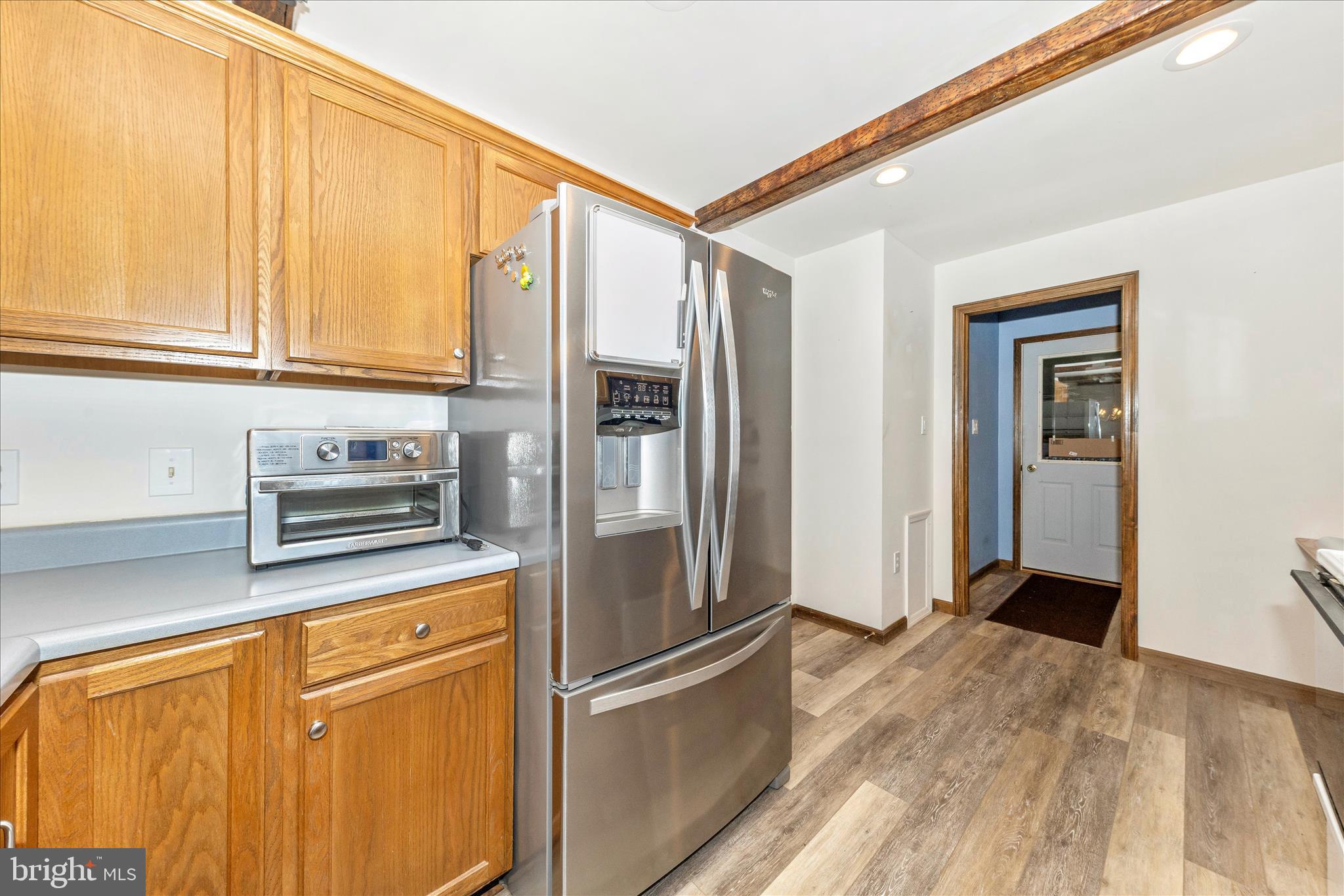 7 Colleen Trail Fairfield, PA 17320 - Photo 14 of 47 a kitchen with stainless steel appliances granite countertop a refrigerator and a stove