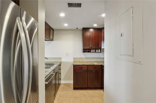 $2,250 | 1130 Piedmont Avenue Northeast, Unit 1608, Atlanta, GA 30309