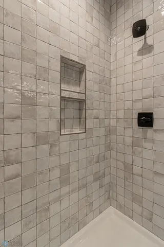 $555,900 | 5868 Ellis Drive West, Horace, ND 58078