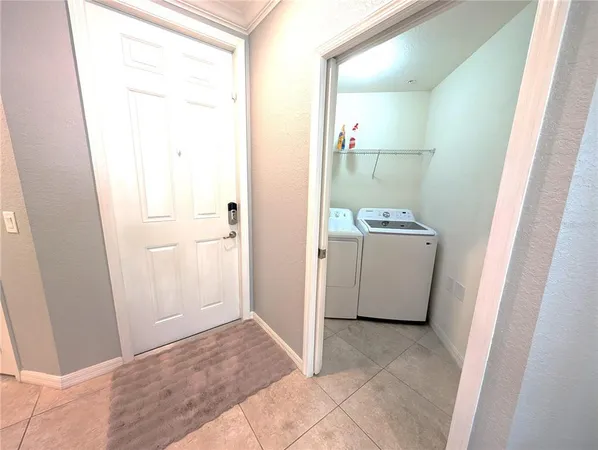 $318,000 | 16706 Vardon Terrace, Unit 208, Bradenton, FL 34211