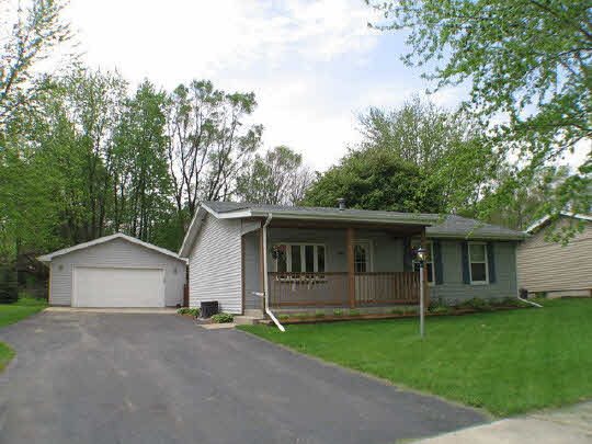 405 Mallard Road Winnebago, IL 61088 - Photo 3 of 11 Gallery Image 3