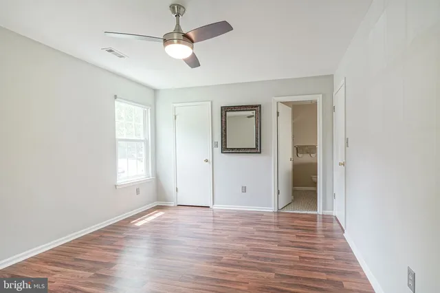 $240,000 | 93 Claire Court, Turnersville, NJ 08012