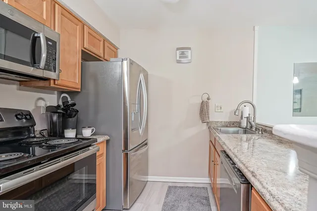 $240,000 | 93 Claire Court, Turnersville, NJ 08012