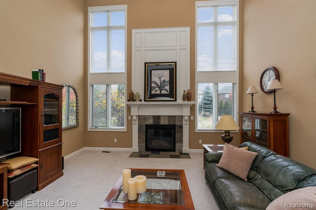 1577 Serene Court Rochester Hills, MI 48306 - Photo 13 of 38