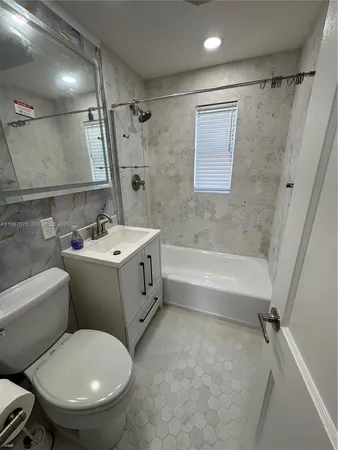 $3,550 | 51 Montilla Avenue, Unit 51, Coral Gables, FL 33134