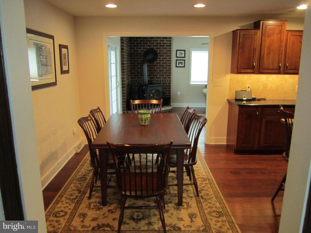 204 Reifsnyder Road Lititz, PA 17543 - Photo 7 of 33