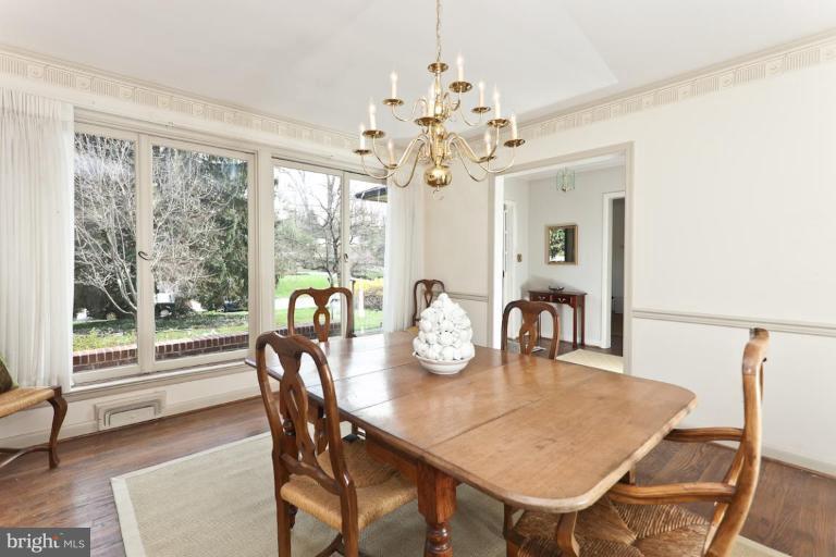 19 Buchanan Road Baltimore, MD 21212 - Photo 3 of 16 Dining Room