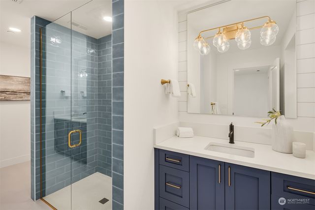 $3,499,000 | 18358 Northeast 19th Place, Bellevue, WA 98008