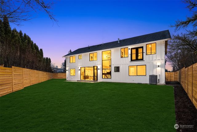 $3,499,000 | 18358 Northeast 19th Place, Bellevue, WA 98008