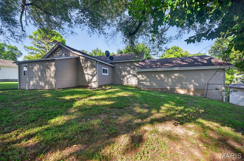 222 3rd Street Winfield, MO 63389 - Photo 32 of 33