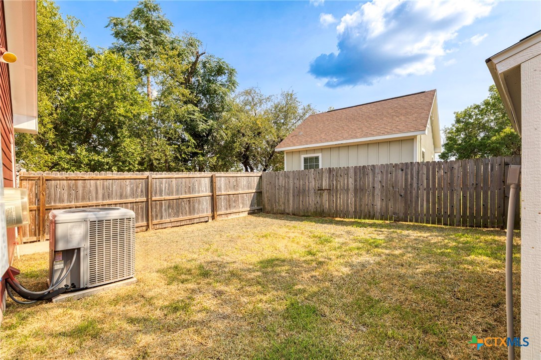 1628 Armstrong Street Luling, TX 78648 - Photo 22 of 22