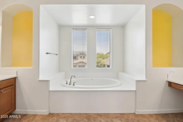 $900,000 | 5557 West Mine Trail, Phoenix, AZ 85083