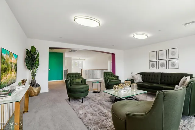 $900,000 | 5557 West Mine Trail, Phoenix, AZ 85083