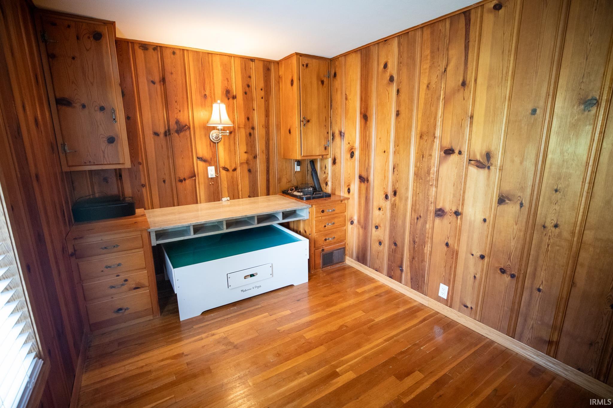 323 Indiana Avenue Argos, IN 46501 - Photo 11 of 24