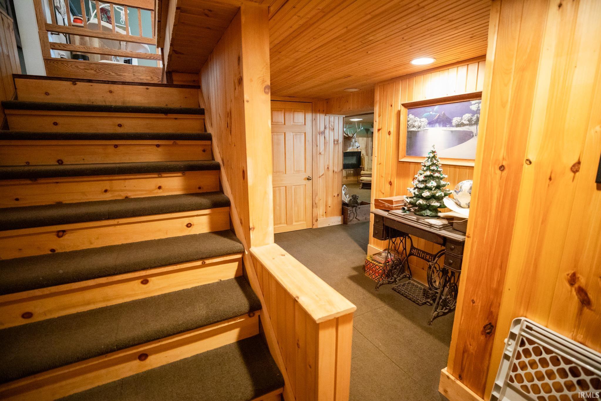 323 Indiana Avenue Argos, IN 46501 - Photo 18 of 24