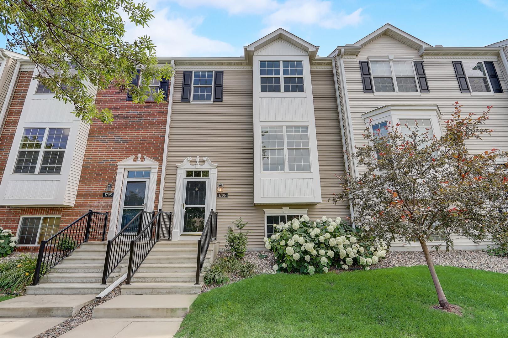 1706 Riverside Drive Shakopee, MN 55379 - Photo 1 of 1