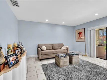 $315,000 | 8410 Casa Del Lago, Boca Raton, FL 33433