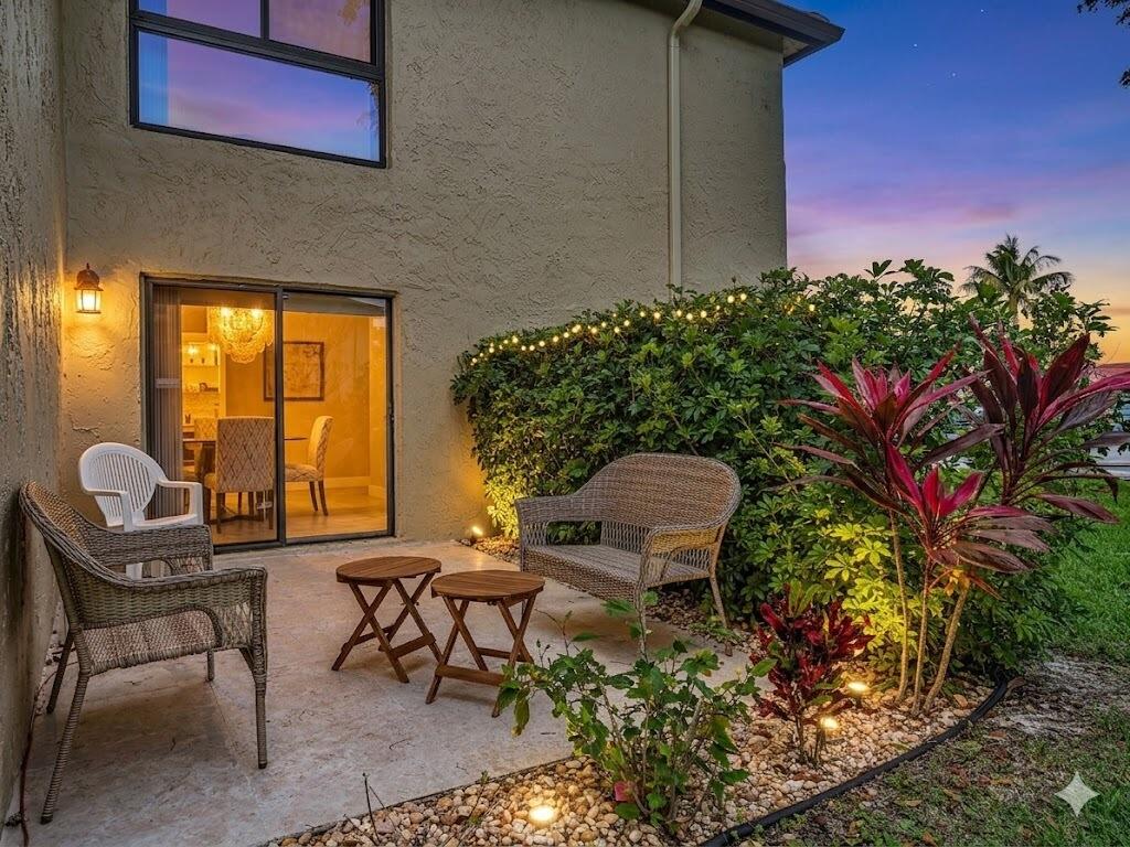 8410 Casa Del Lago Boca Raton, FL 33433 - Photo 3 of 53 897532d7-466b-4056-be0a-3edfba315330