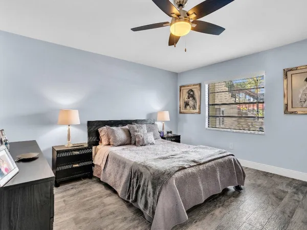 $315,000 | 8410 Casa Del Lago, Boca Raton, FL 33433