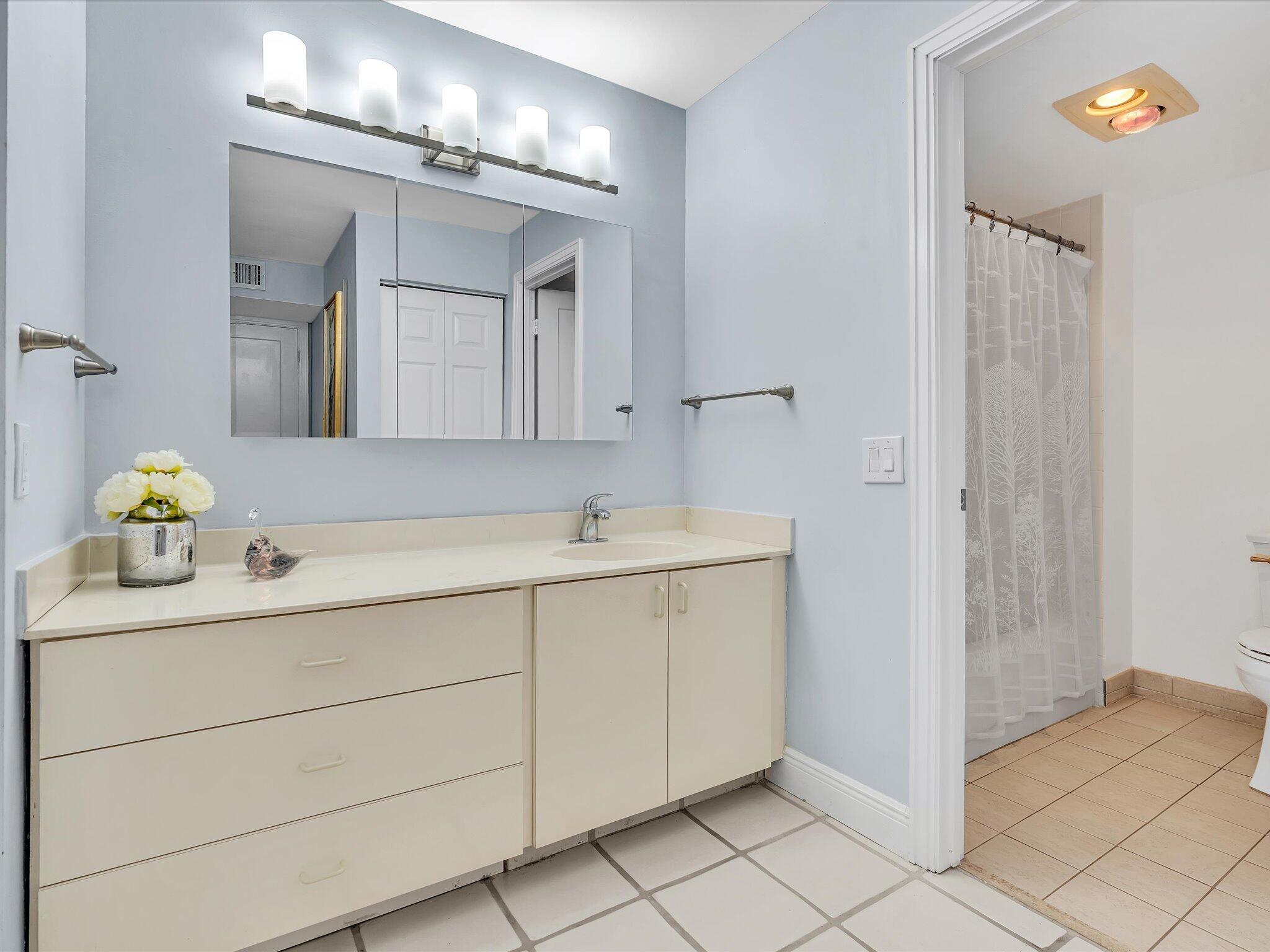 8410 Casa Del Lago Boca Raton, FL 33433 - Photo 40 of 53 37-FPP0655