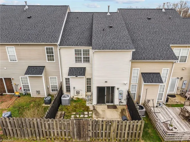 $247,500 | 6893 Derby Run Drive, Whitsett, NC 27377