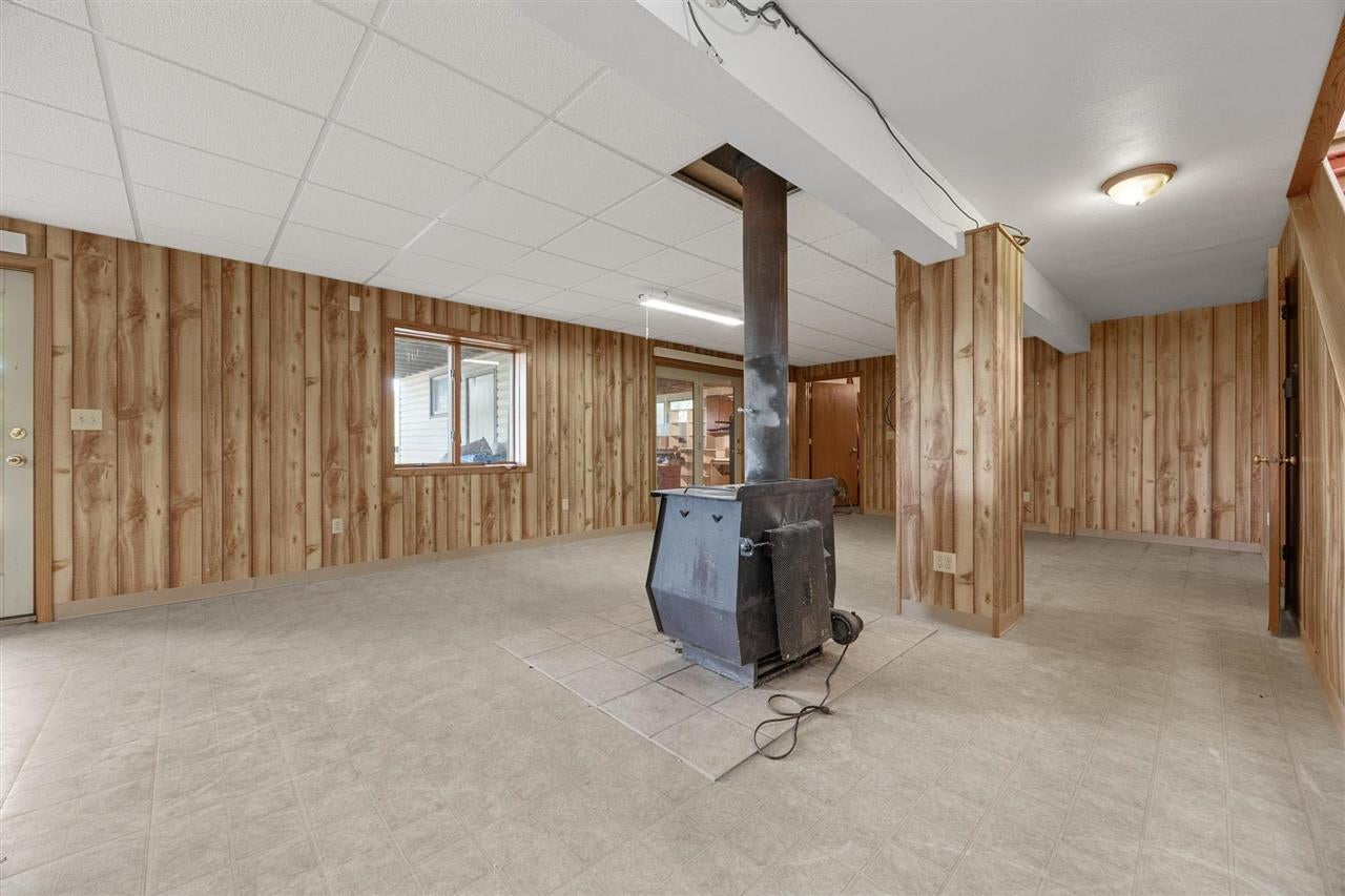 2307 Quincy Road Northeast Solon, IA 52333 - Photo 29 of 72 Gallery Image 29
