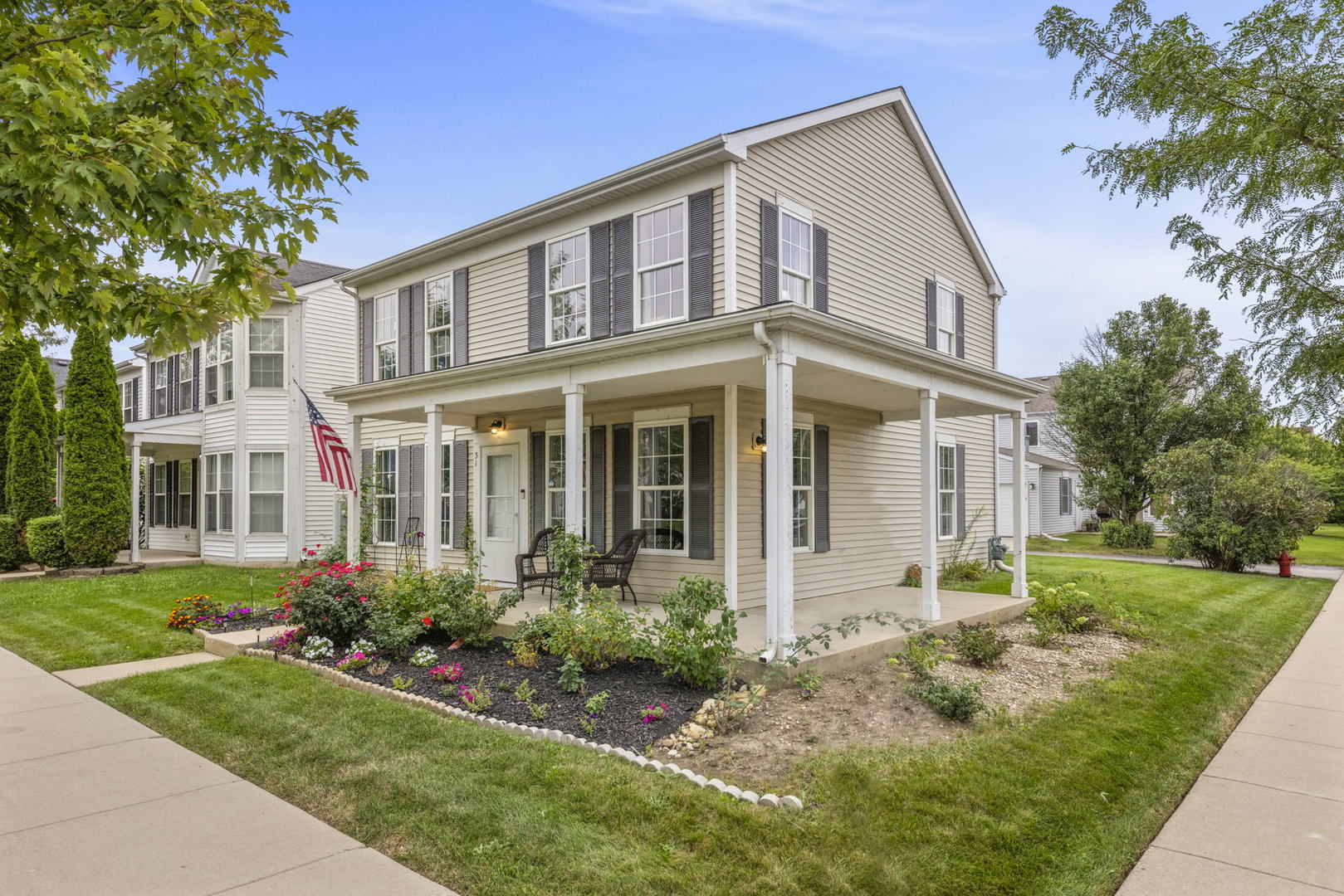 31 Harmony Lane Romeoville, IL 60446 - Photo 2 of 27 front view of a house with a yard