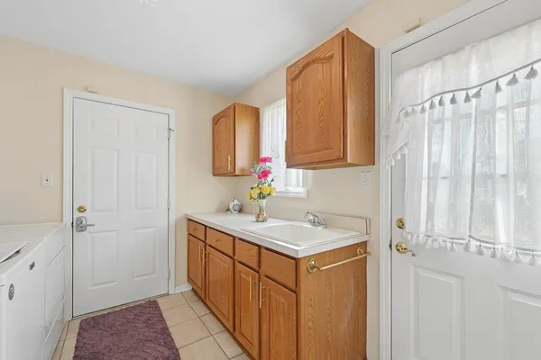 $439,900 | 18036 Crystal Lane, Lansing, IL 60438