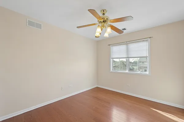 $439,900 | 18036 Crystal Lane, Lansing, IL 60438