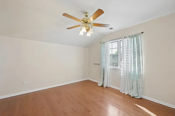 $439,900 | 18036 Crystal Lane, Lansing, IL 60438