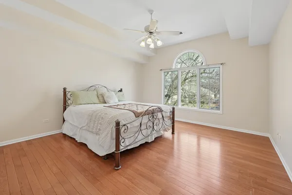 $439,900 | 18036 Crystal Lane, Lansing, IL 60438