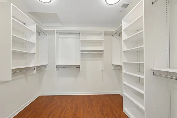 $439,900 | 18036 Crystal Lane, Lansing, IL 60438