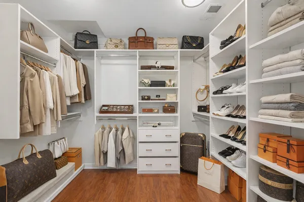 $439,900 | 18036 Crystal Lane, Lansing, IL 60438