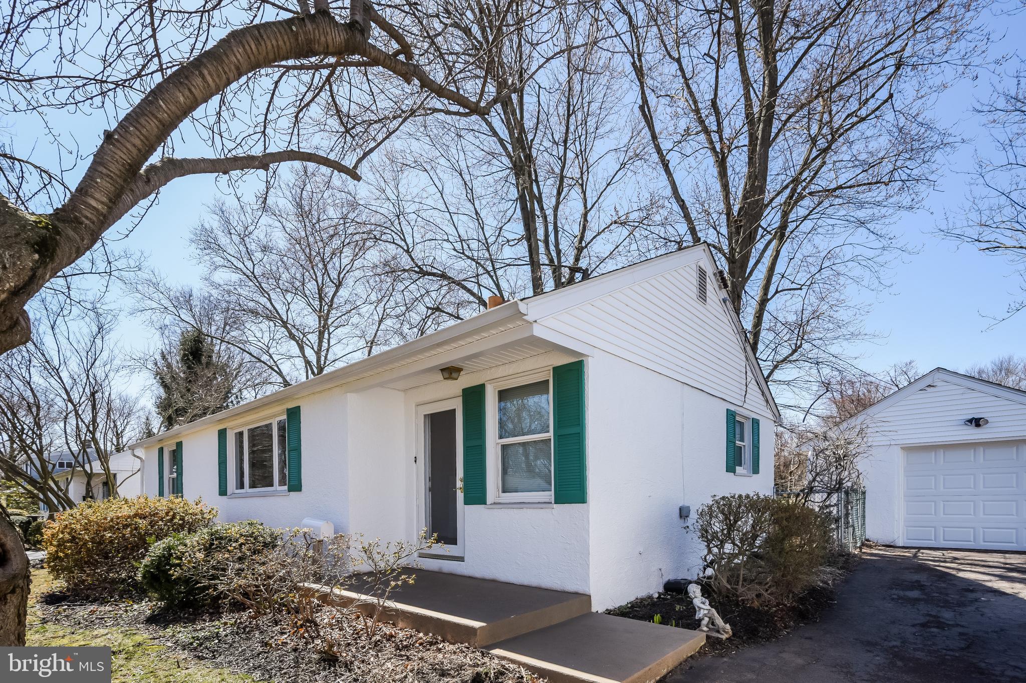 1035 Thrush Lane Audubon, PA 19403 - Photo 2 of 17