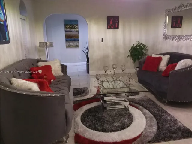 $6,000 | 1377 Northwest 87th Terrace, Coral Springs, FL 33071