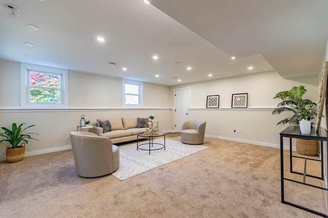 $499,900 | 544 Cedar Court, Munster, IN 46321