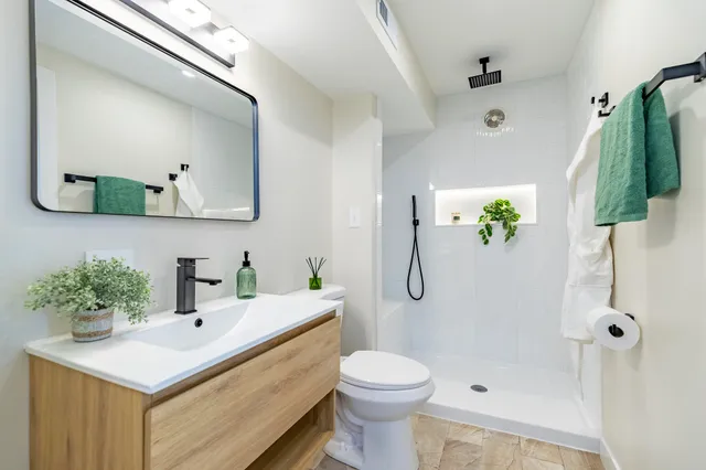 $499,900 | 544 Cedar Court, Munster, IN 46321